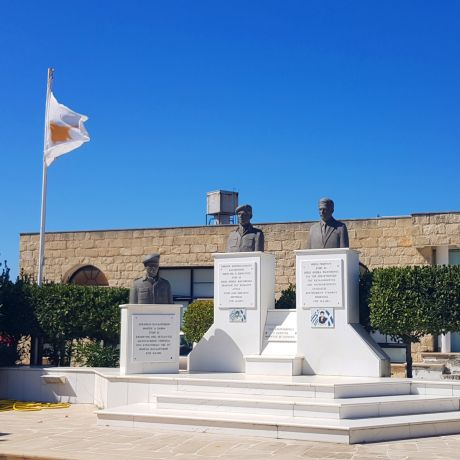 Heroes Monument